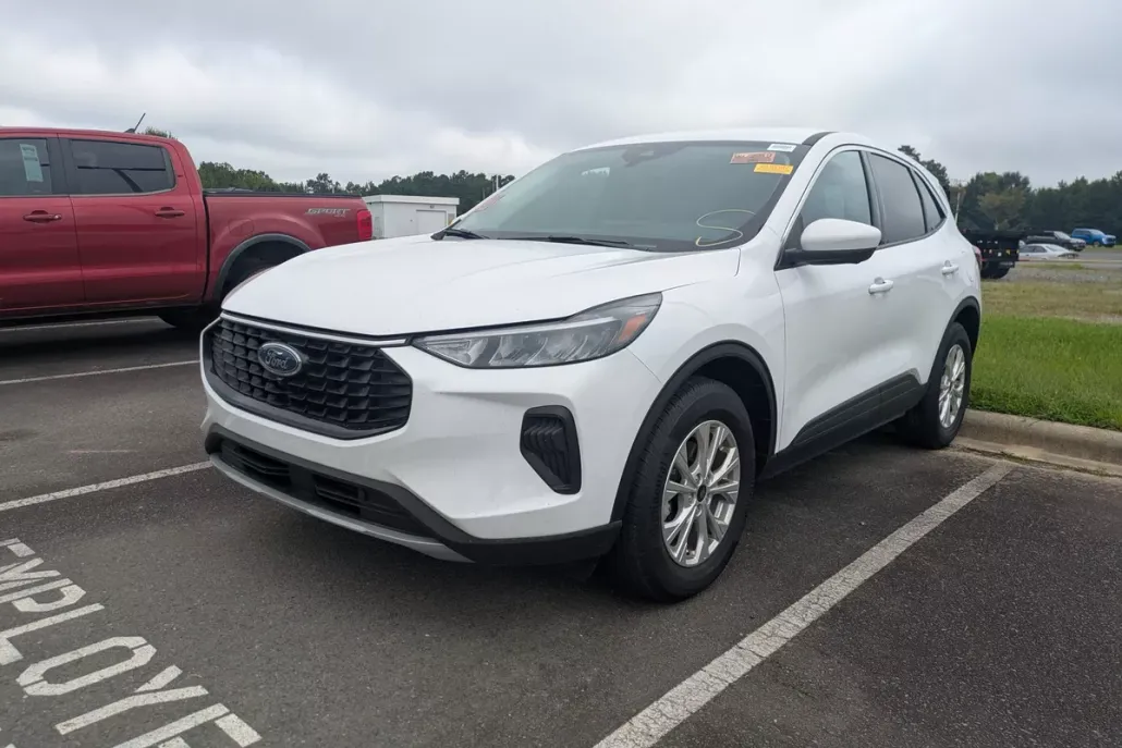 2023 Ford Escape Active photo 1