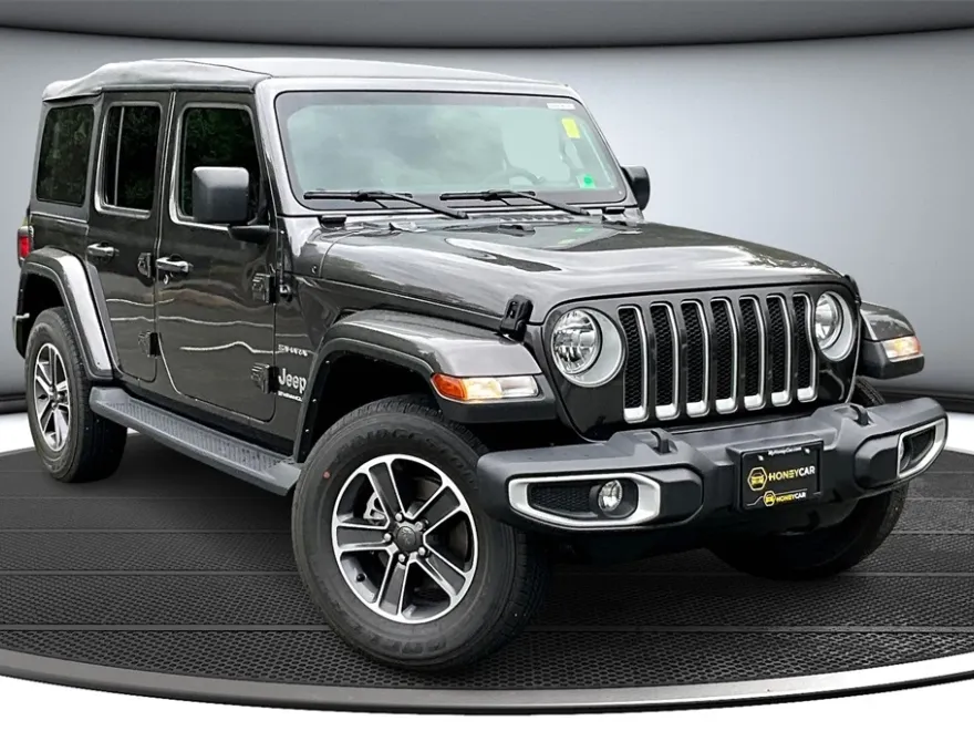 2023 Jeep Wrangler Sahara photo 1