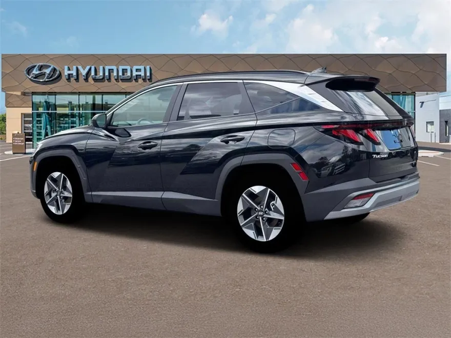 2025 Hyundai Tucson SEL photo 1