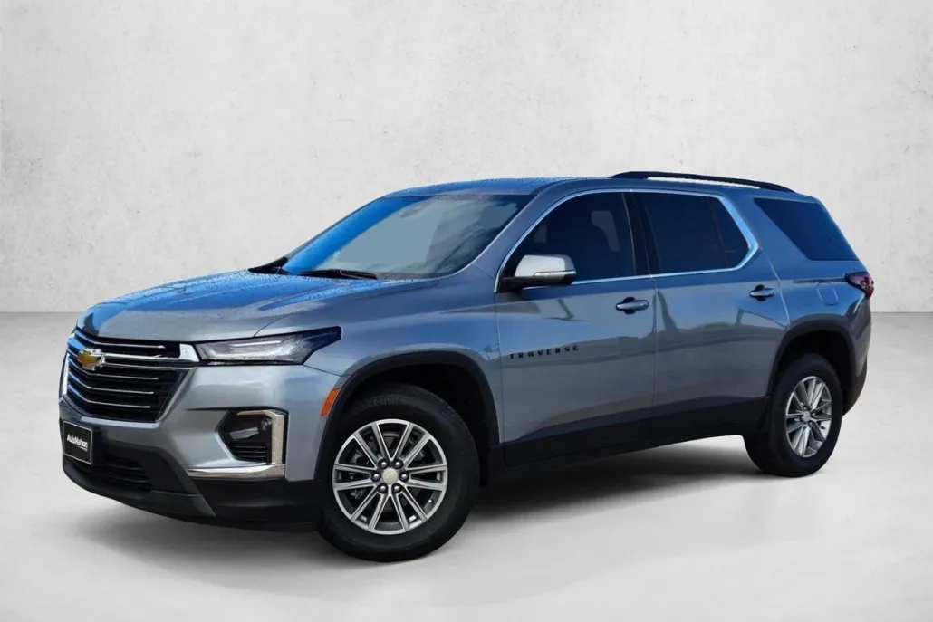 2023 Chevrolet Traverse Cloth photo 1