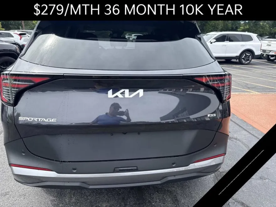 2026 Kia Sportage LX photo 1