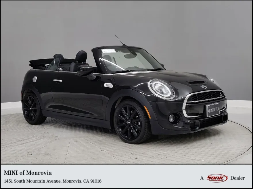 2020 Mini Cooper Convertible S photo 1