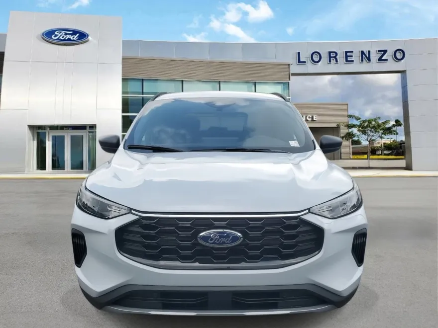 2025 Ford Escape ST-Line photo 1