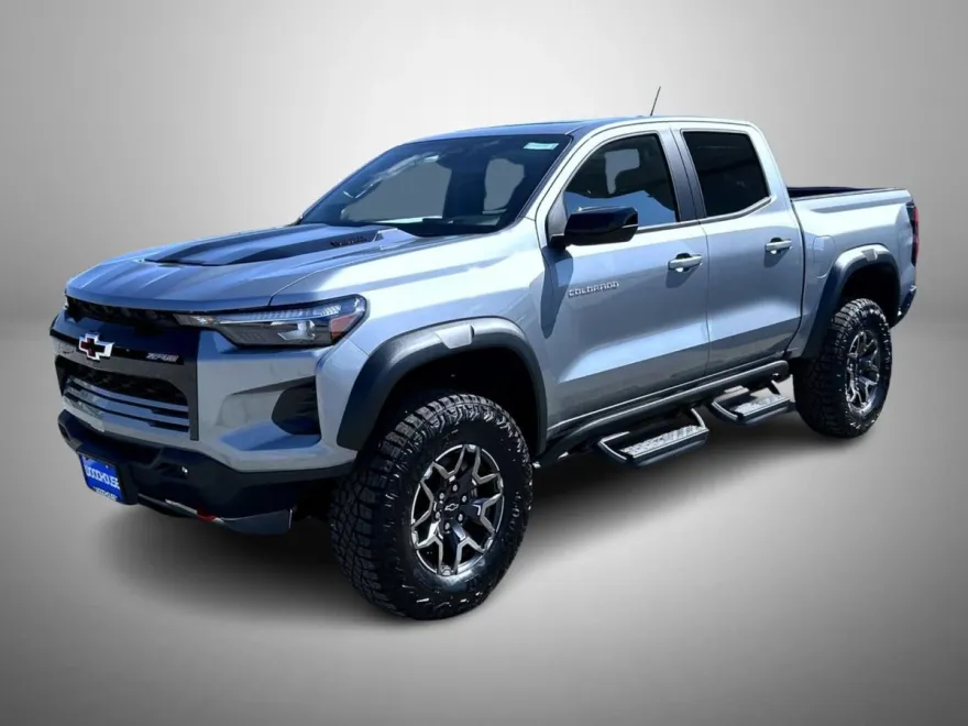 2026 Chevrolet Colorado ZR2 photo 1