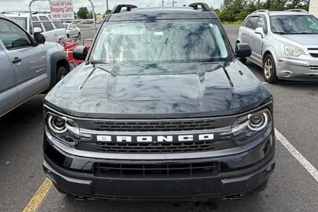 2024 Ford Bronco Sport Badlands photo 1
