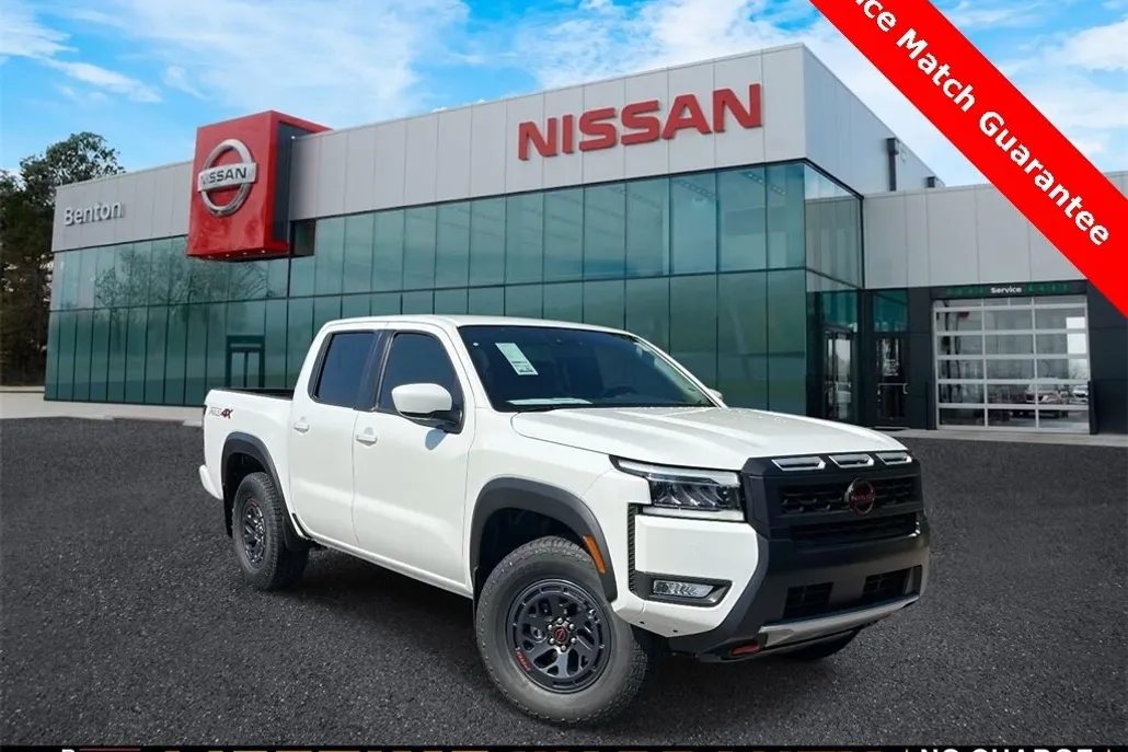 2025 Nissan Frontier PRO-4X photo 1