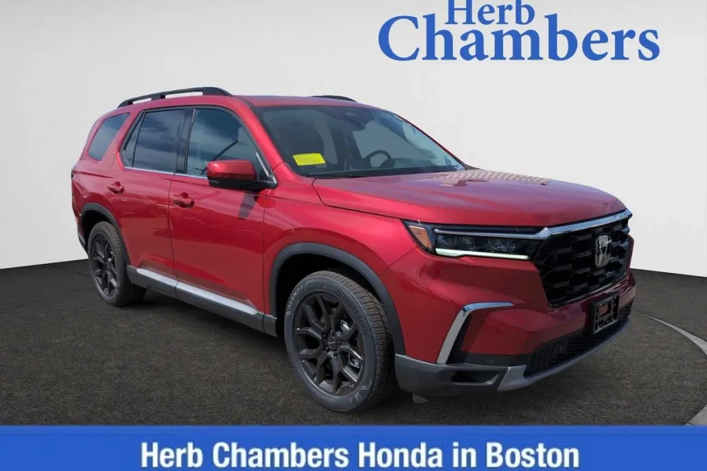 2025 Honda Pilot Touring photo 1