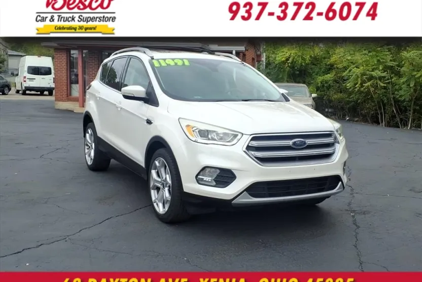 2017 Ford Escape Titanium photo 1
