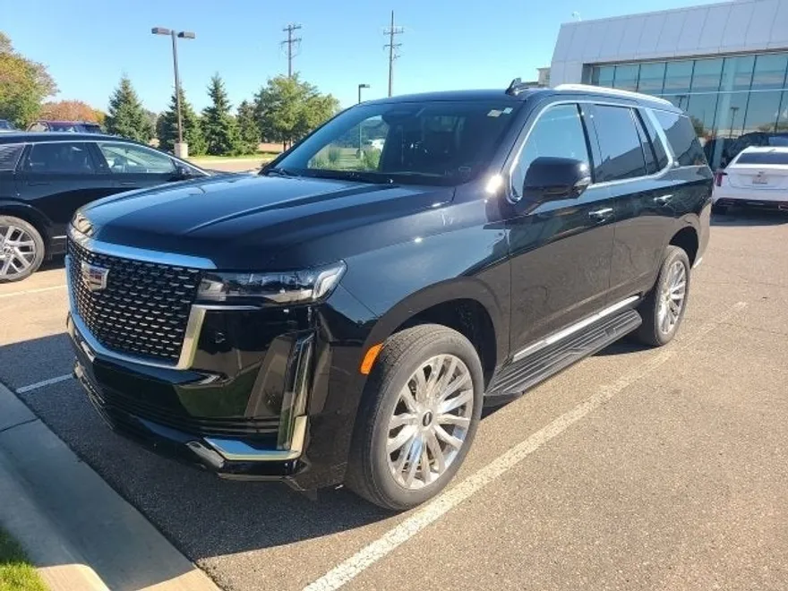 2022 Cadillac Escalade Luxury photo 1