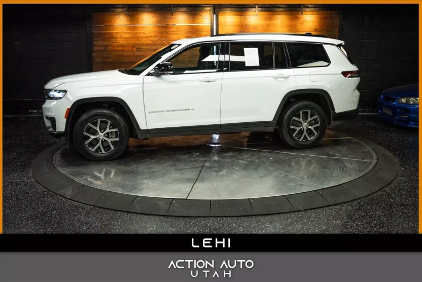 2024 Jeep Grand Cherokee Limited photo 1