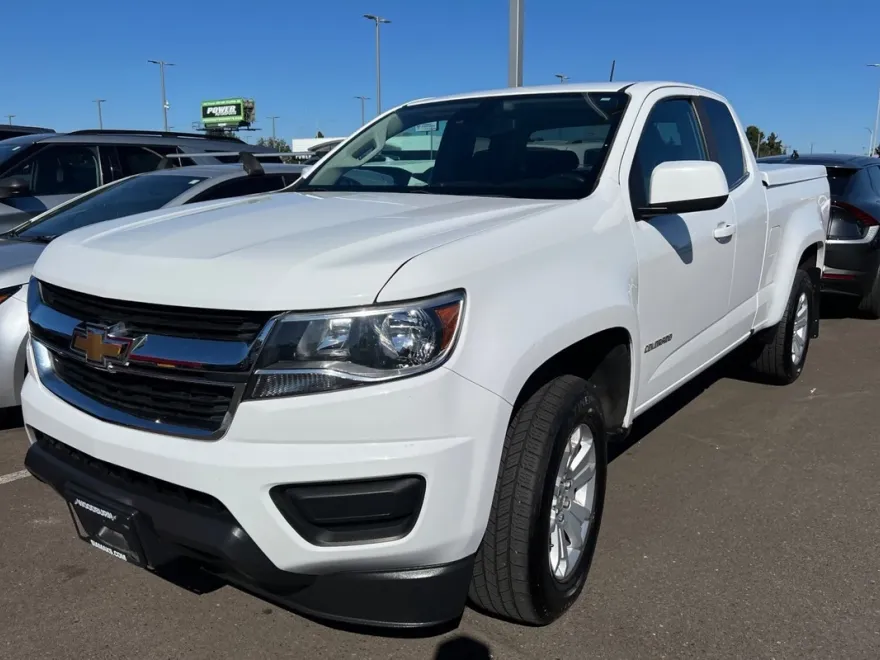 2018 Chevrolet Colorado LT photo 1