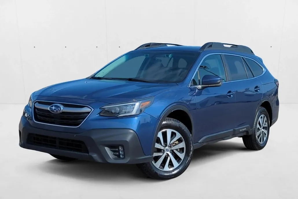 2022 Subaru Outback Premium photo 1