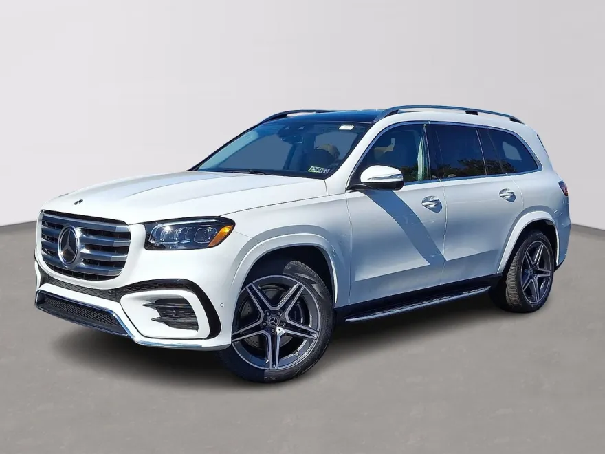 2026 Mercedes Benz GLS 450 4MATIC photo 1