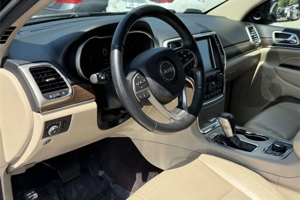 2016 Jeep Grand Cherokee Limited photo 1