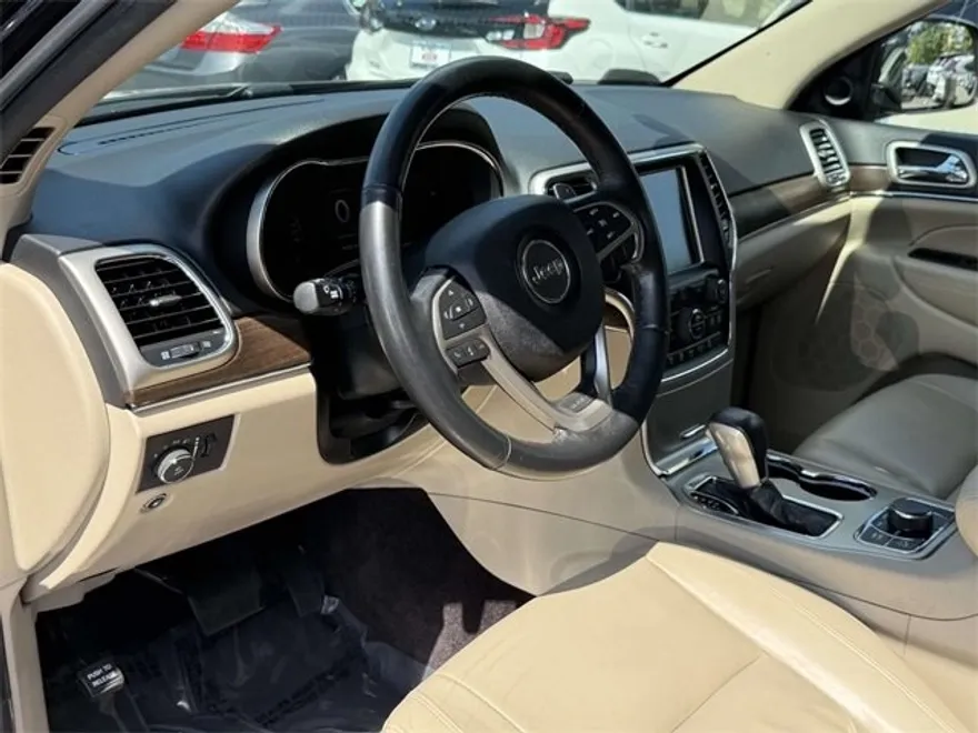 2016 Jeep Grand Cherokee Limited photo 1