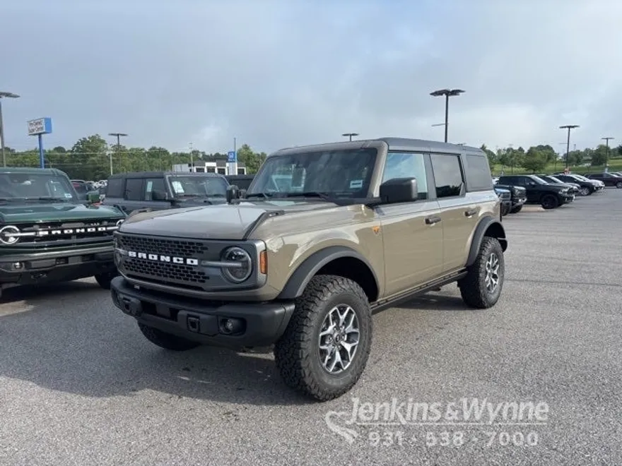 2025 Ford Bronco Badlands photo 1