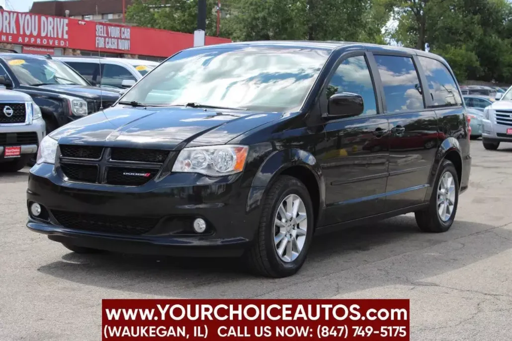 2012 Dodge Grand Caravan R/T photo 1