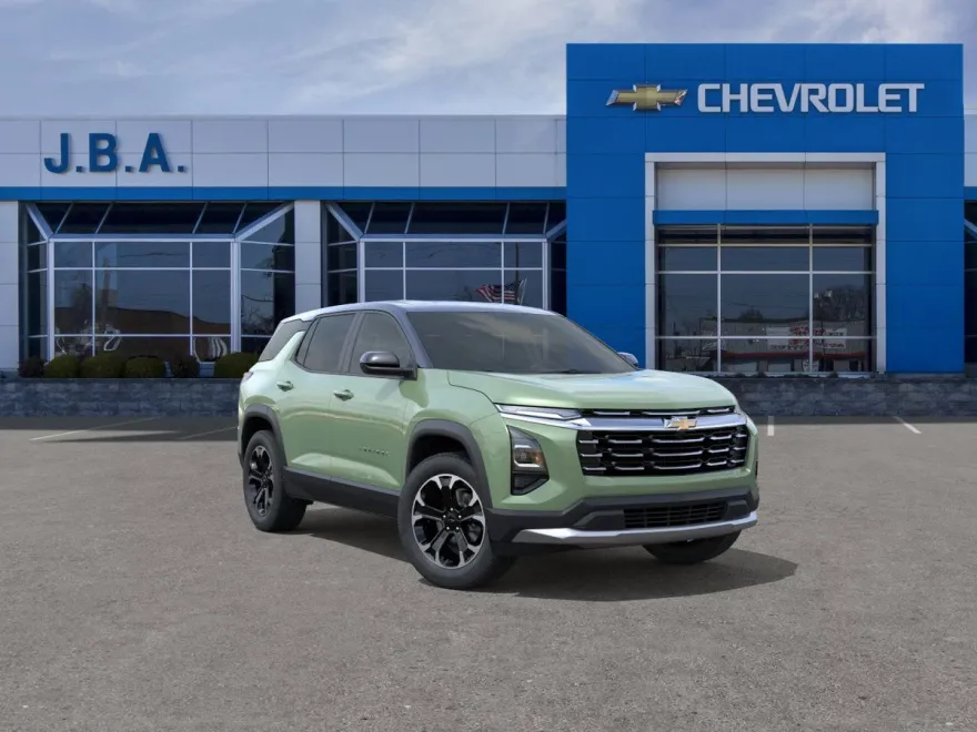 2026 Chevrolet Equinox LT photo 1
