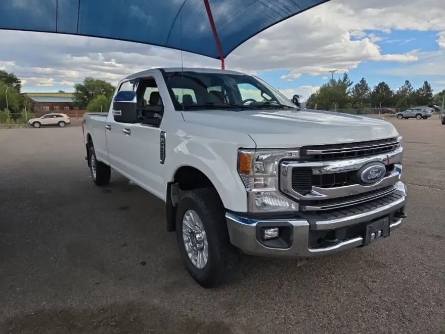 2021 Ford F-350 XLT photo 1