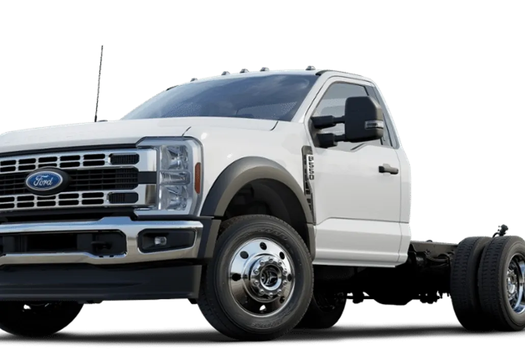 2025 Ford F-550 XLT photo 1