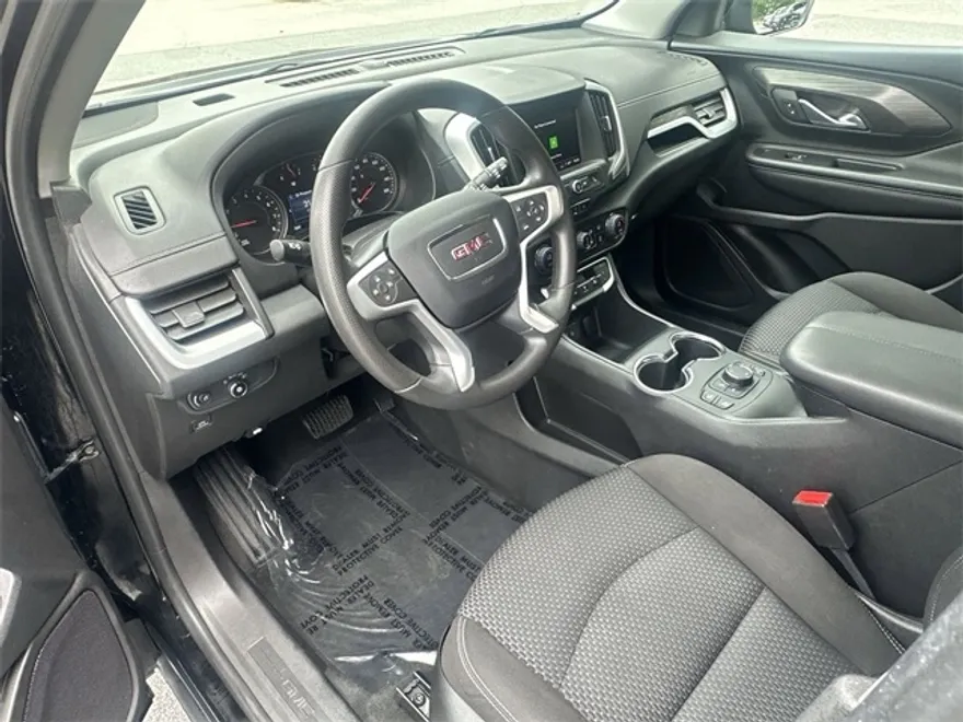2023 Gmc Terrain SLE photo 1
