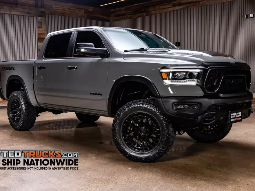 2023 Ram 1500 Rebel photo 1