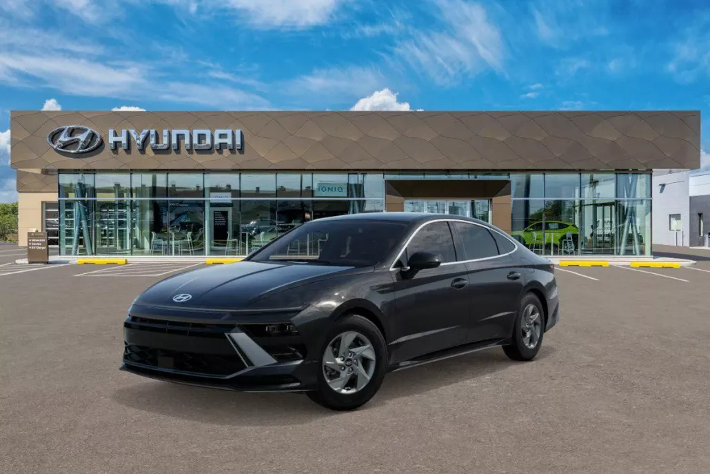 2025 Hyundai Sonata SE photo 1