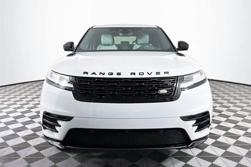 2026 Land Rover Range Rover Velar SE photo 1