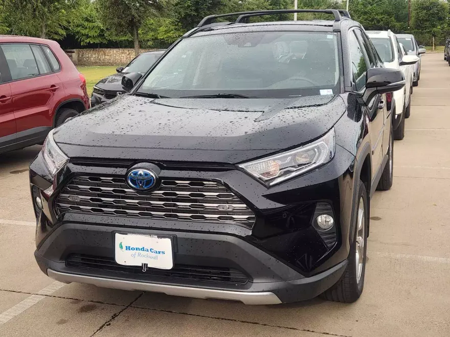 2020 Toyota RAV4 Hybrid Limited photo 1