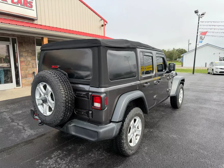 2018 Jeep Wrangler Unlimited Sport photo 1