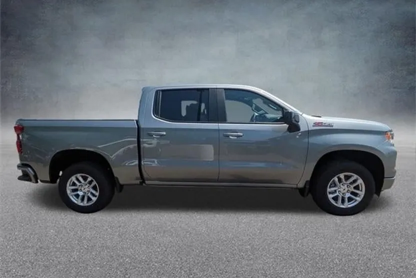 2026 Chevrolet Silverado 1500 RST photo 1