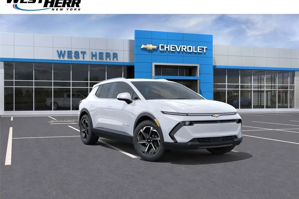 2026 Chevrolet Equinox LT photo 1