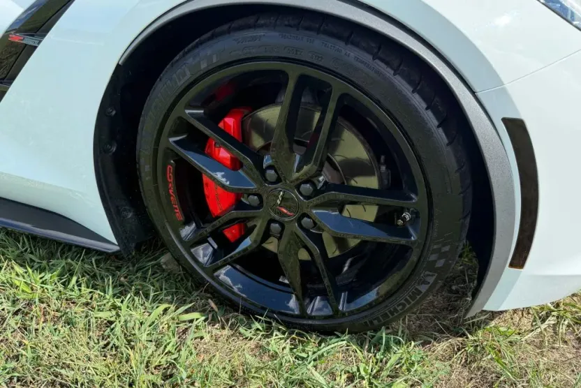 2014 Chevrolet Corvette Stingray Z51 Coupe photo 1