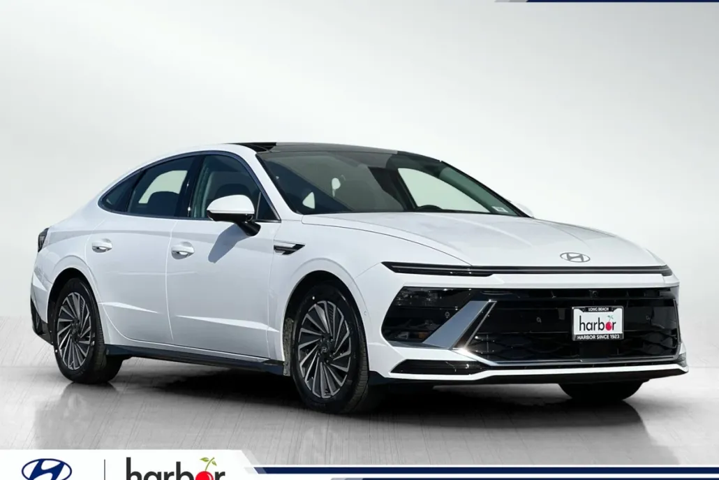 2025 Hyundai Sonata Hybrid Limited photo 1