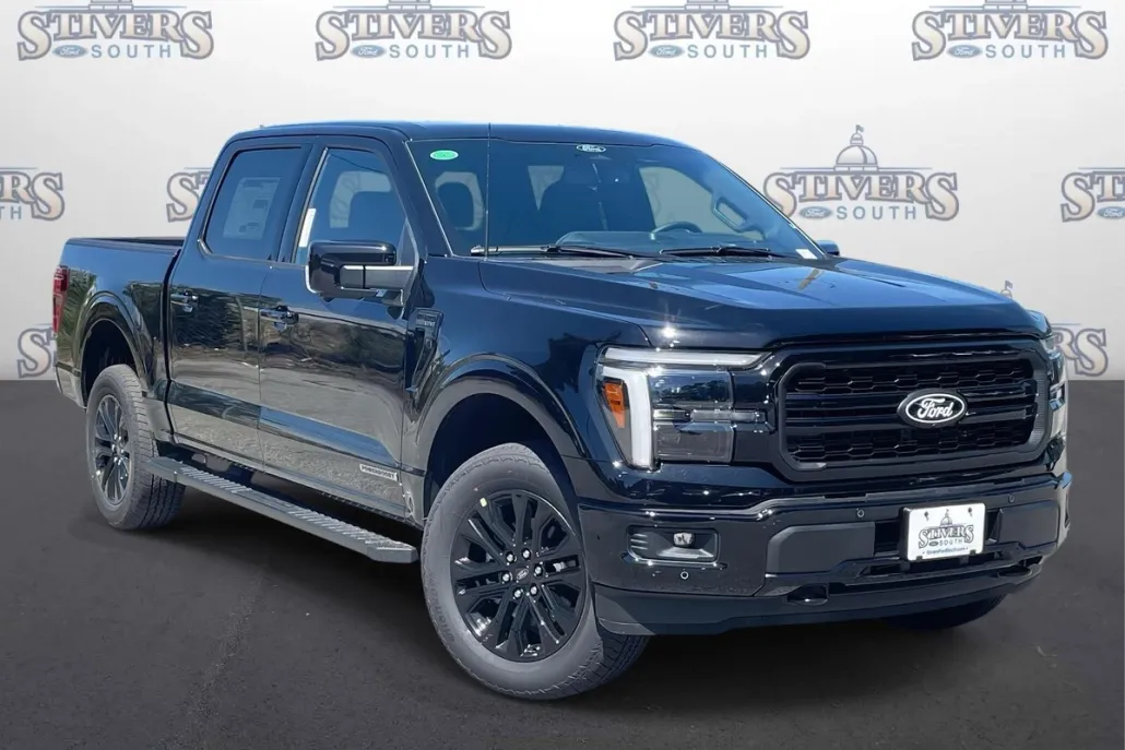 2025 Ford F-150 Lariat photo 1