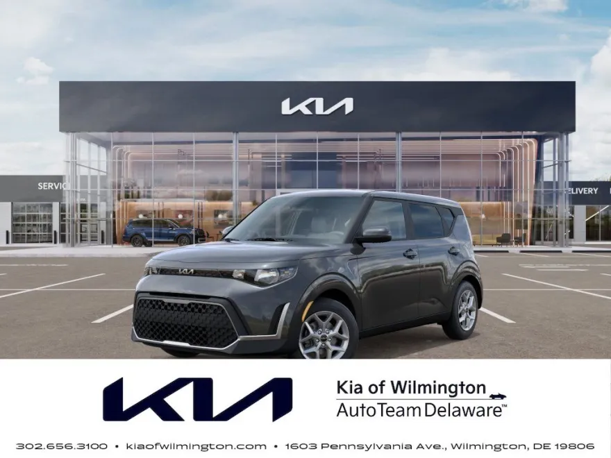 2025 Kia Soul LX photo 1