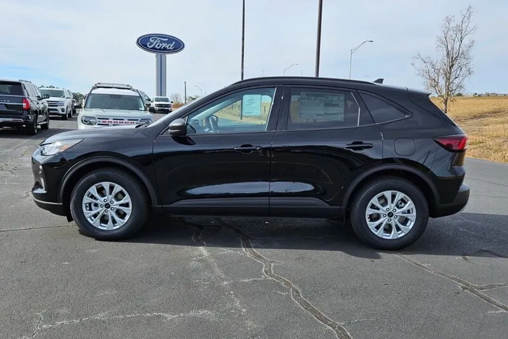2025 Ford Escape Active photo 1