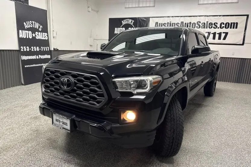 2019 Toyota Tacoma TRD Sport photo 1