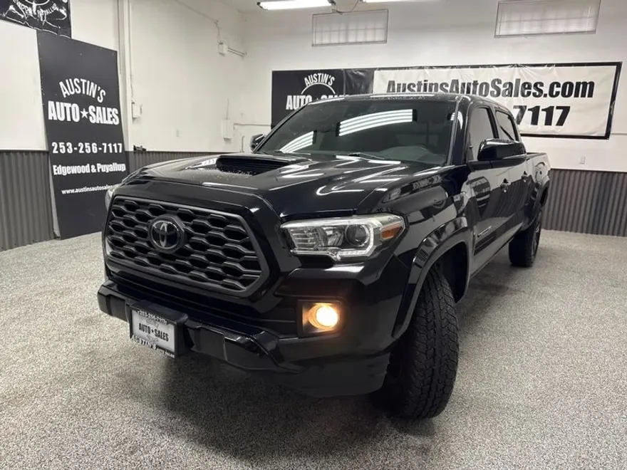 2019 Toyota Tacoma TRD Sport photo 1
