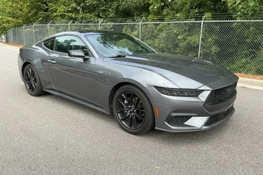 2024 Ford Mustang EcoBoost photo 1