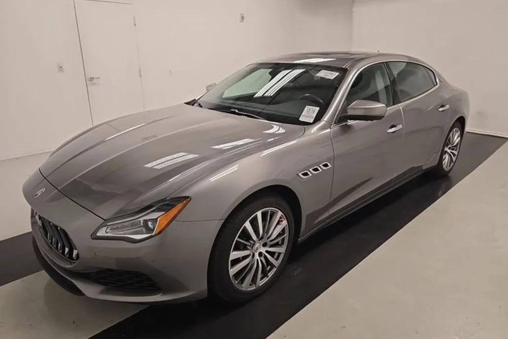 2021 Maserati Quattroporte S photo 1