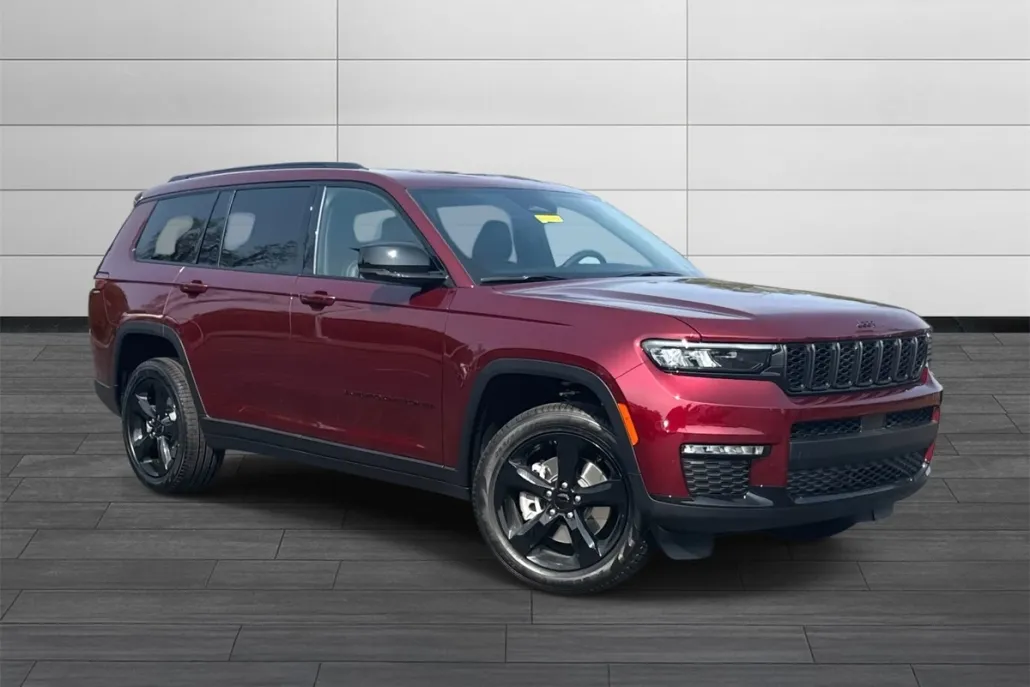 2025 Jeep Grand Cherokee Limited photo 1