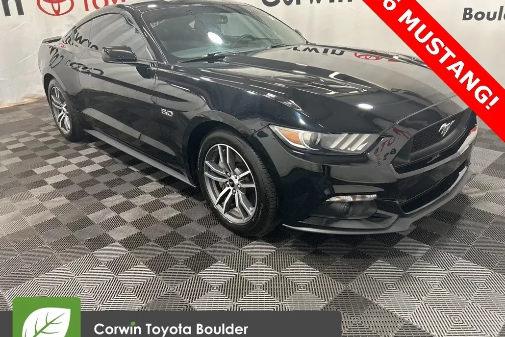2016 Ford Mustang GT Premium photo 1