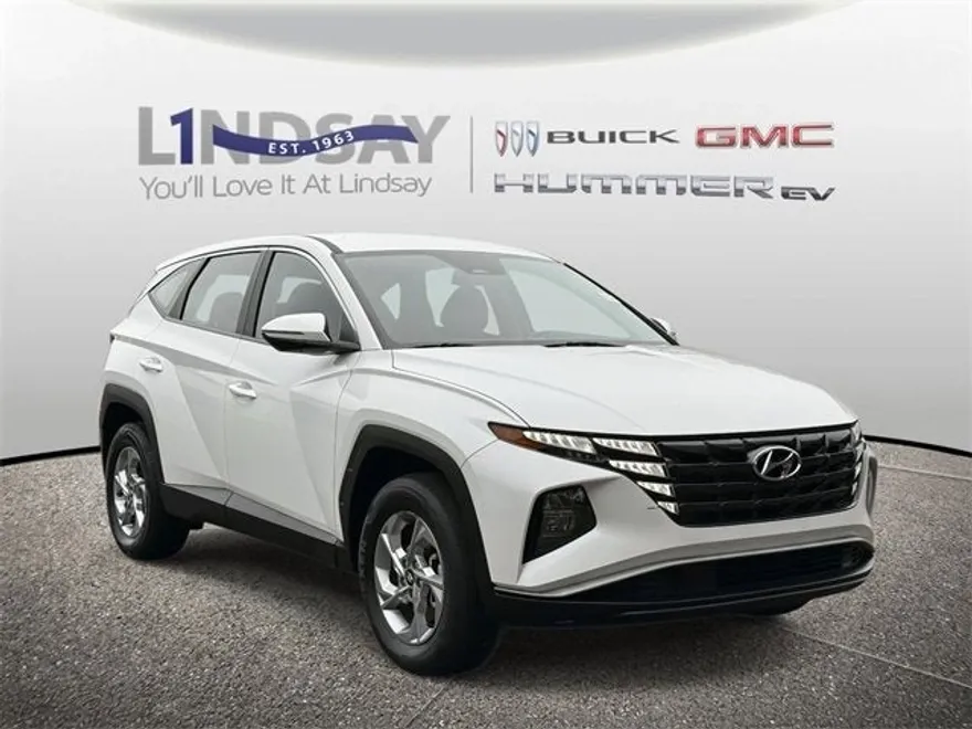 2022 Hyundai Tucson SE photo 1