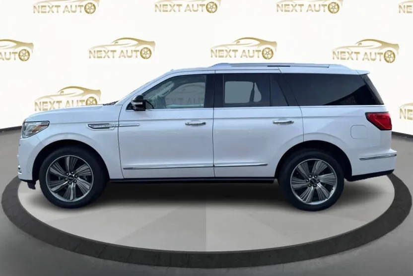 2019 Lincoln Navigator Reserve photo 1