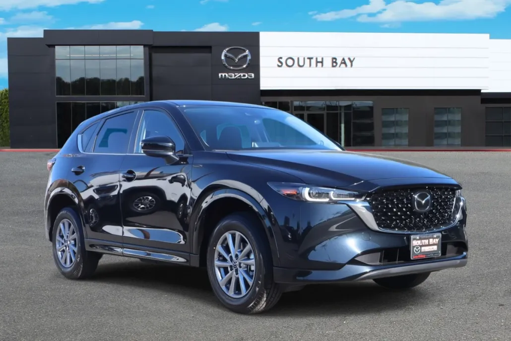 2025 Mazda CX-5 2.5 S Preferred photo 1