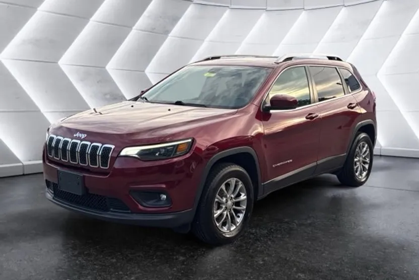 2019 Jeep Cherokee Latitude photo 1