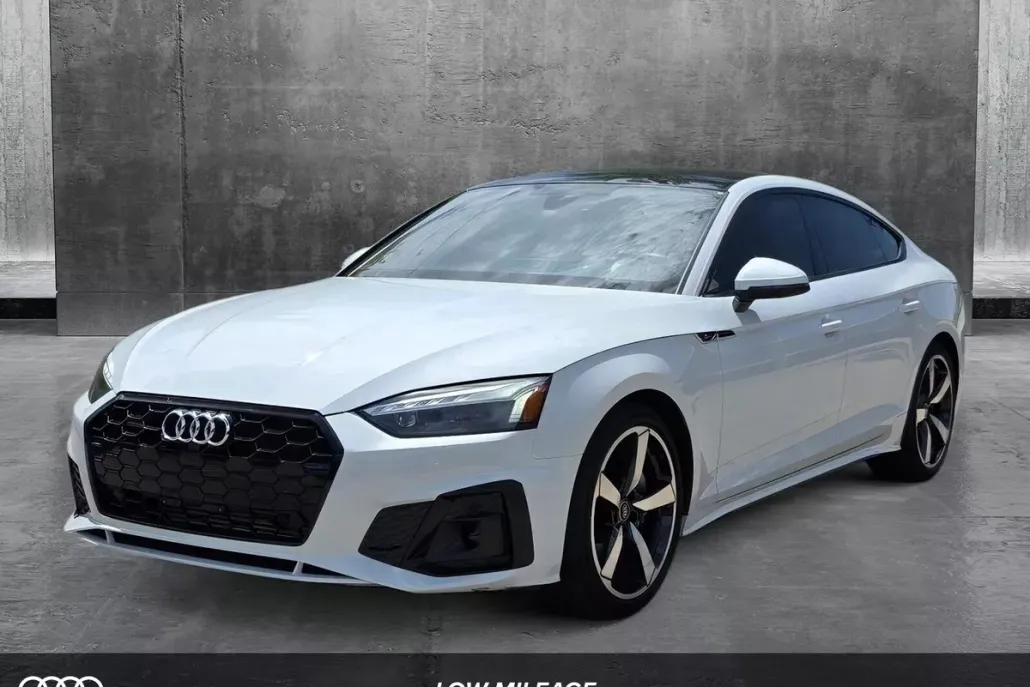 2025 Audi A5 S line Quattro Premium Plus photo 1