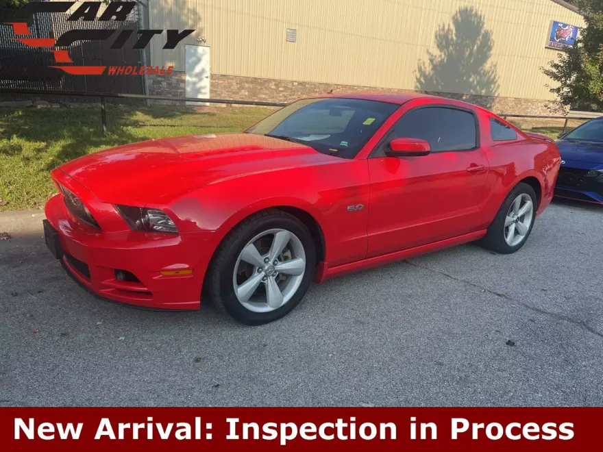 2014 Ford Mustang GT photo 1