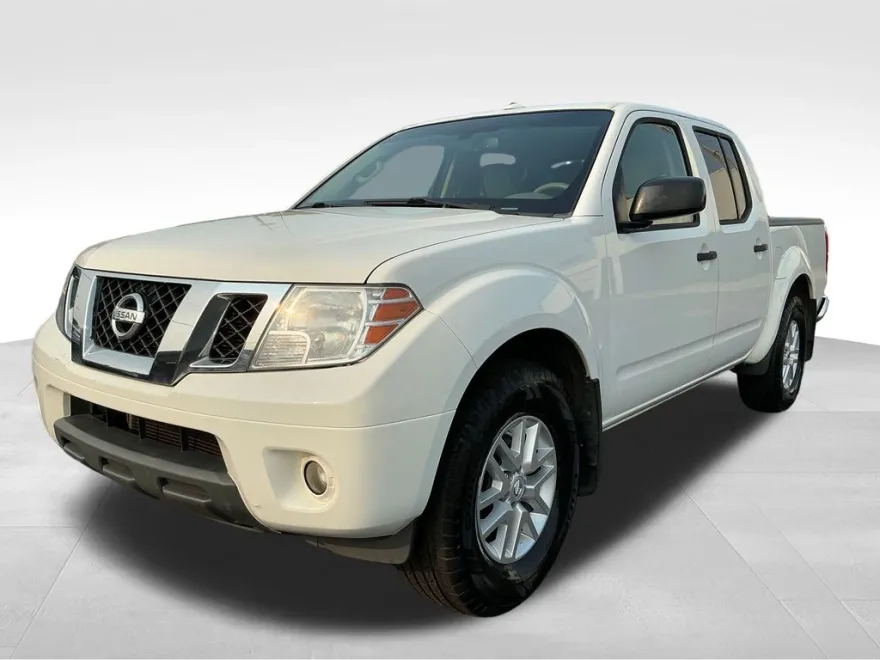 2017 Nissan Frontier SV photo 1